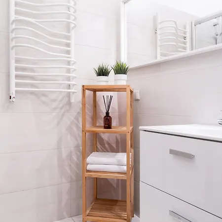 Househost - Kupa 2 *