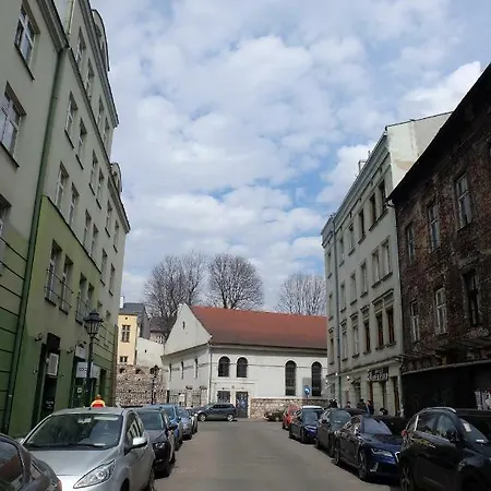 Househost - Kupa 2 Krakau